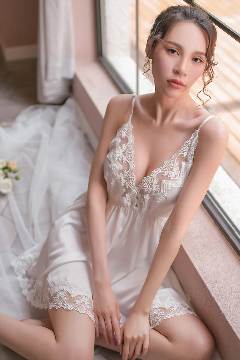 Luxury Embroidered Nightgown – Sleeveless V-Neck Mini Dress in Solid Colors (MS65)